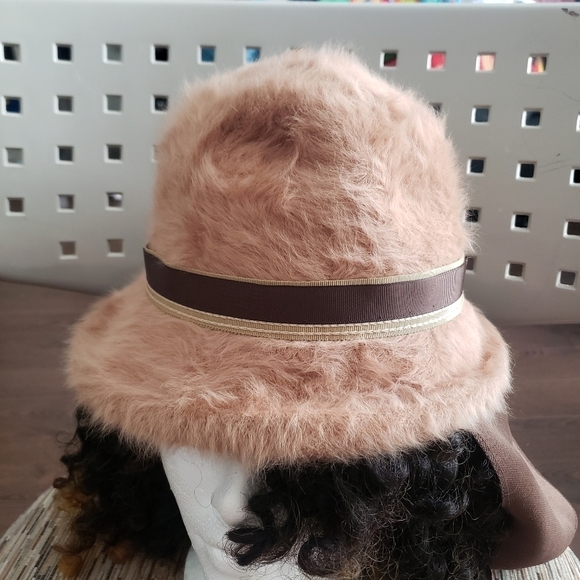 Vintage Kate's Boutique Canada Hat - Picture 5 of 13